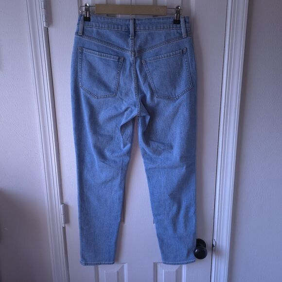Old Navy High Rise Curvy O.G. Straight Smooth Pockets Jeans Womens Size 4 Denim - Picture 3 of 6